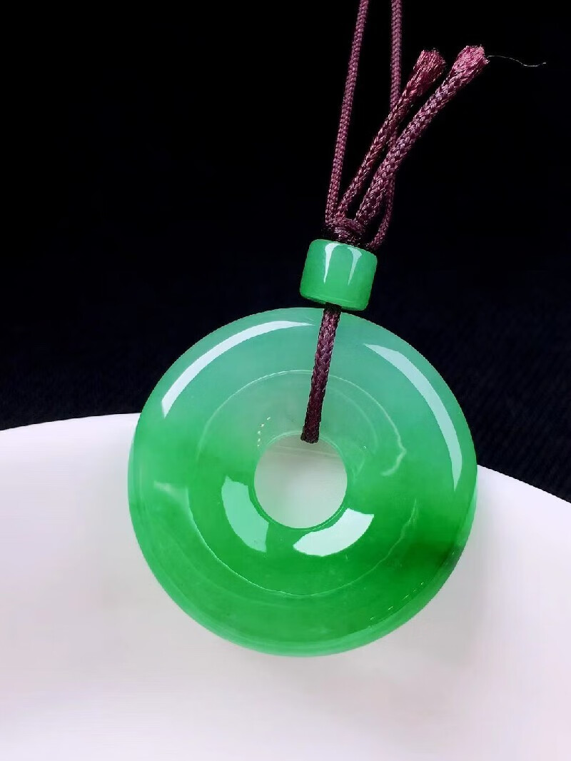 发源地 冰阳绿甜甜圈吊坠 缅甸a货翡翠玉石珠宝首饰送女友送生日礼物