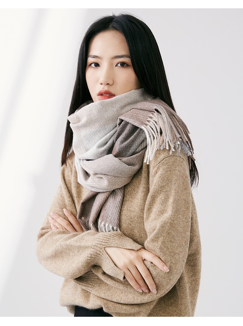 法贝莎品牌羊毛围巾女冬季新款礼物围脖拼色加厚格子大披肩灰黑格200
