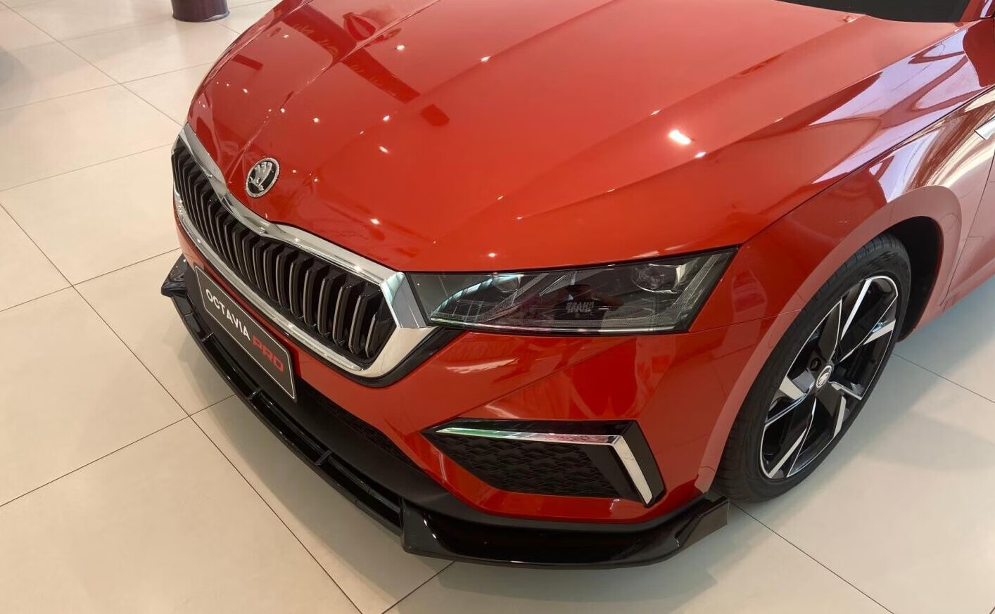 rm斯柯达明锐pro前唇前铲尾翼改装专用前杠小包围外观装饰件21明锐pro