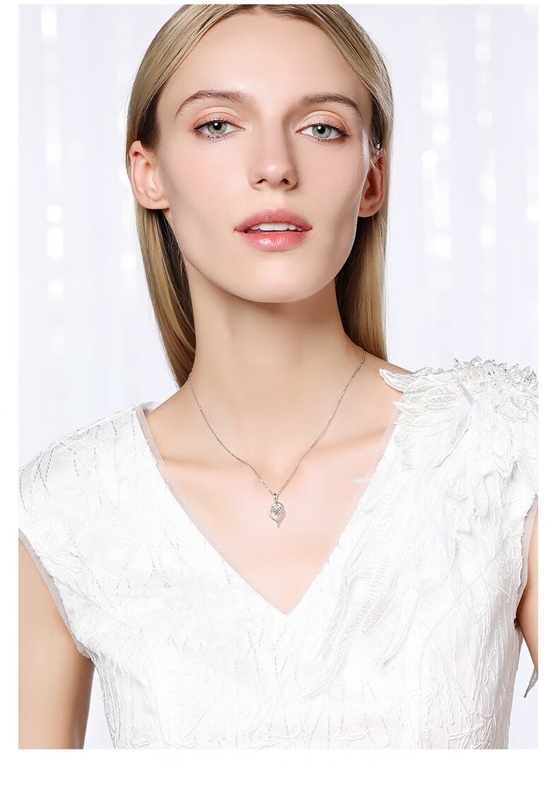 劳拉图轻奢品牌白金项链女士pt950铂金项链莫桑钻吊坠锁骨链首饰品