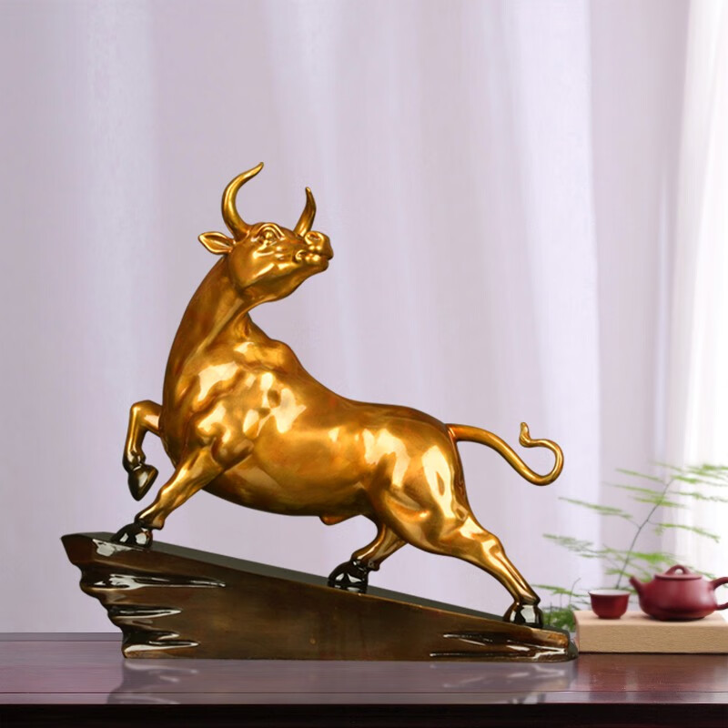 裕尚礼 铜牛摆件现代客厅工艺礼品牛气冲天办公桌饰品鸿运当头牛 小号
