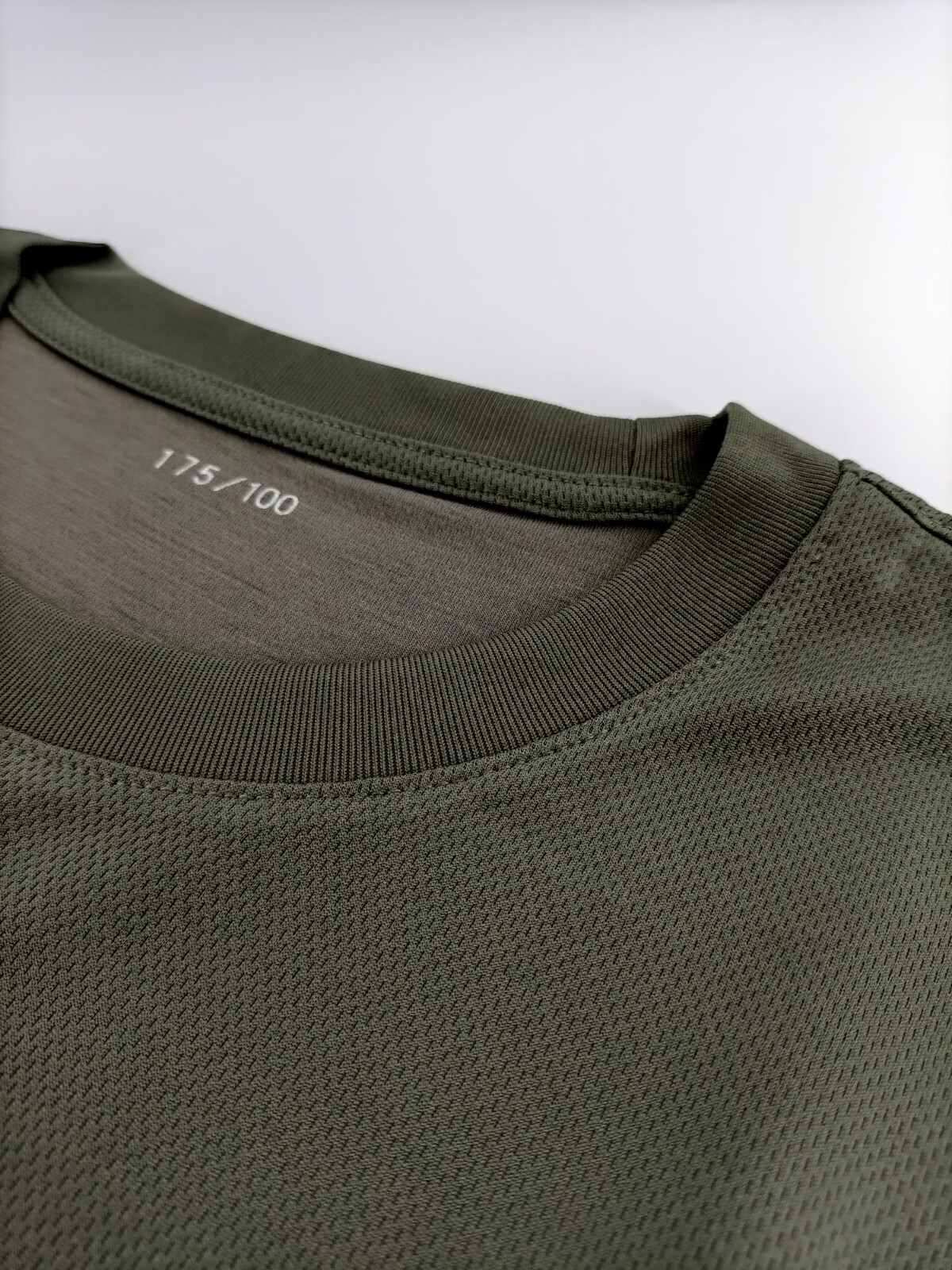 21新式长袖体能服新式长袖圆领衫灰绿色体能服长袖圆领衫训练服圆领衫