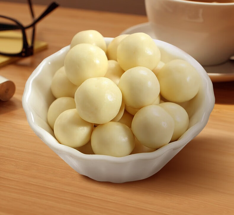 百诺老酸奶麦丽素朱古力巧克力豆办公休闲零食解馋酸口送女友圣诞节