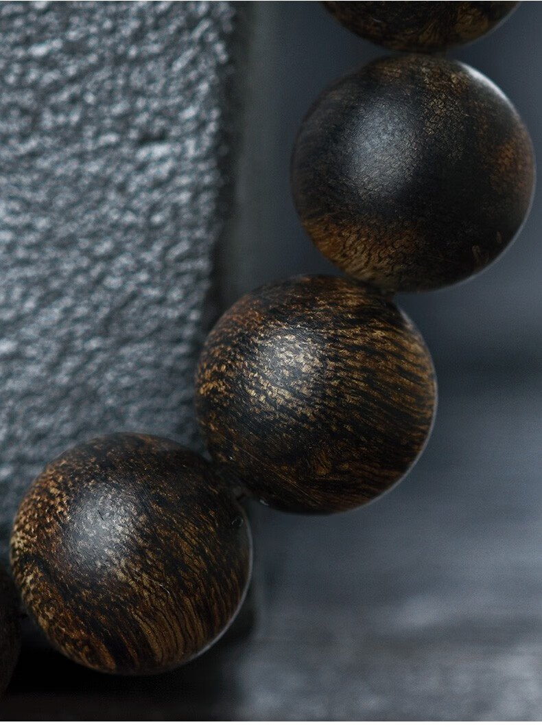 凉韵花蜜香 12mm沉香手串9分沉 【孤品】c1841 达拉干黑油格沉香手串