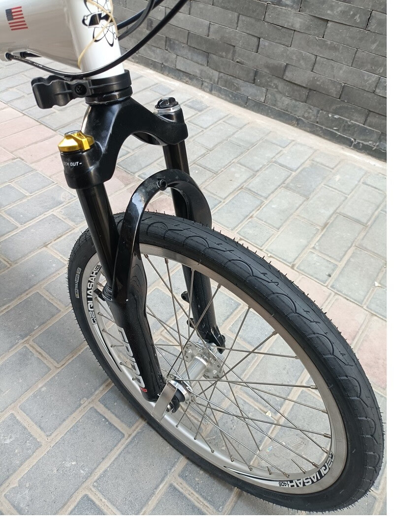 khs功学社铬钼钢车架24变速20寸轮径前后避震碟刹折叠自行车f20d成人