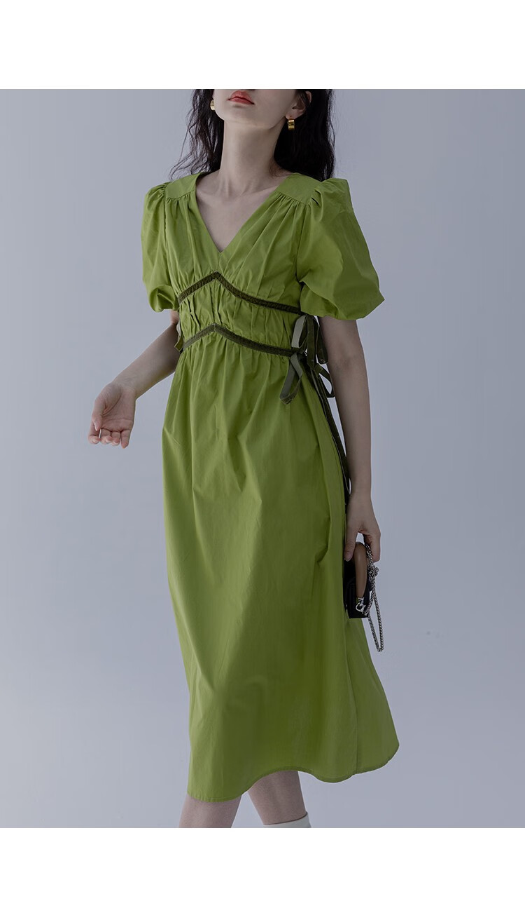 eggka法式复古v领连衣裙女夏季2022新款泡泡袖褶皱收腰中长款裙子深