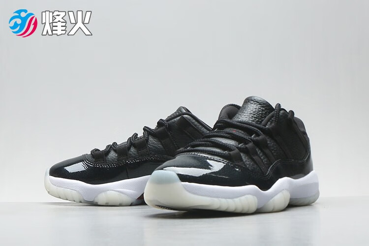 烽火体育 air jordan 11 low aj11大魔王 黑白低帮篮球鞋 av2187 001