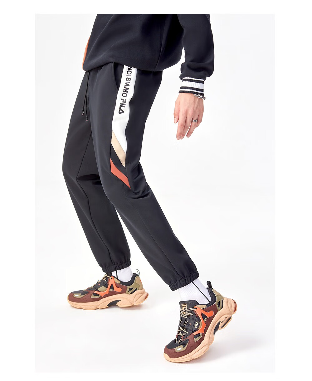 filafusion斐乐潮牌官方男子梭织长裤冬季时尚运动休闲裤深黑bk18592a