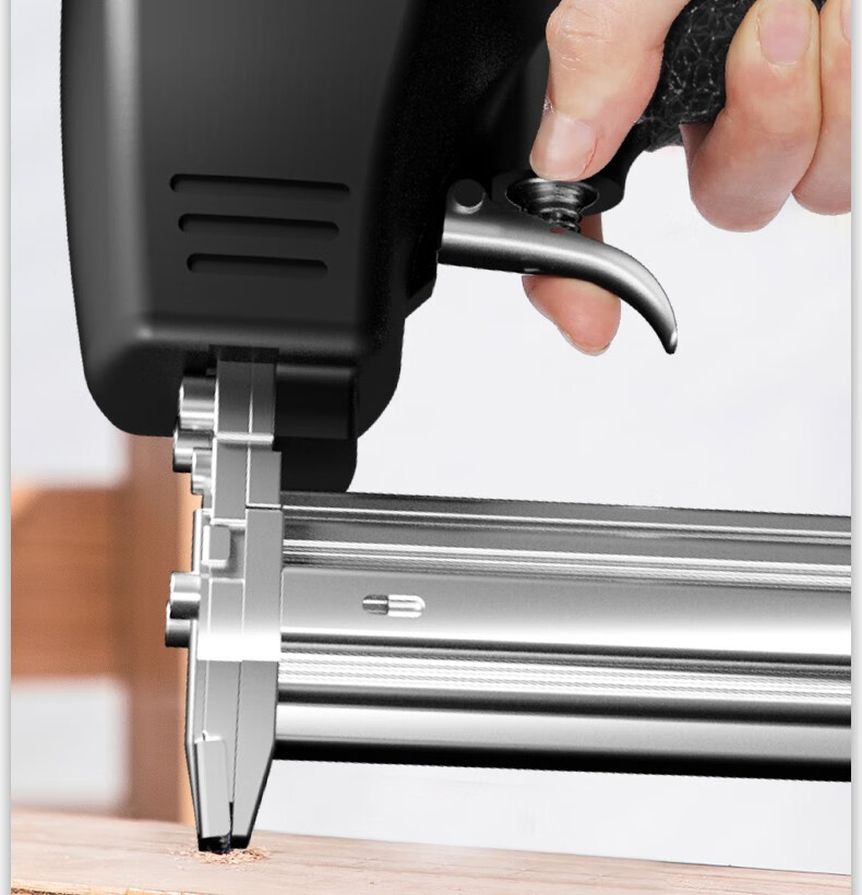 钢钉枪线槽打钉枪射钉枪水泥墙混凝土木工专用气动排钉枪 38mm气动钢