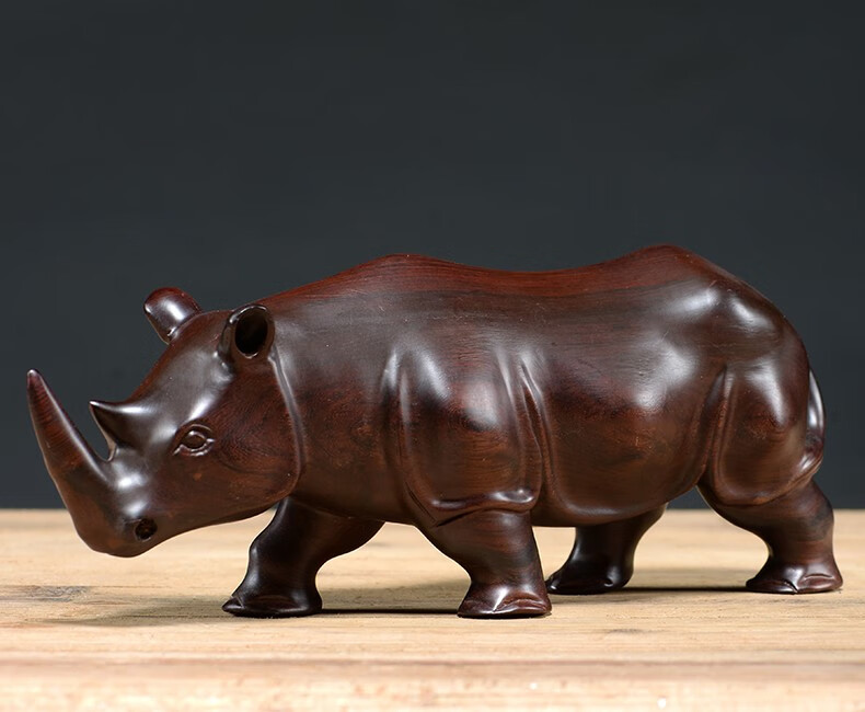 辉航睿盛黑檀木雕犀牛摆件牛气冲天实木动物非洲办公家居客厅红木工艺