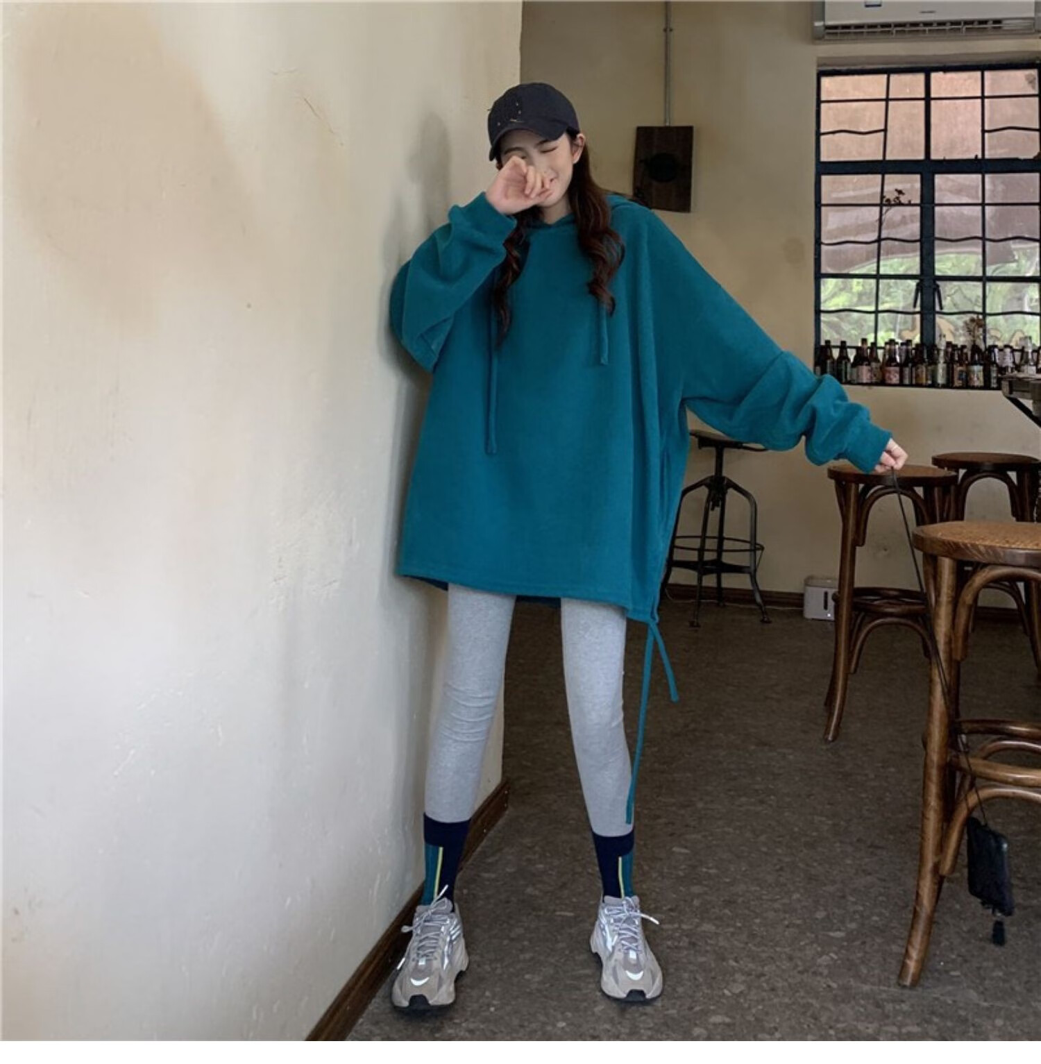 dafy品牌鲨鱼裤搭配卫衣女秋冬2022新款加绒加厚连帽中长款遮屁股大款