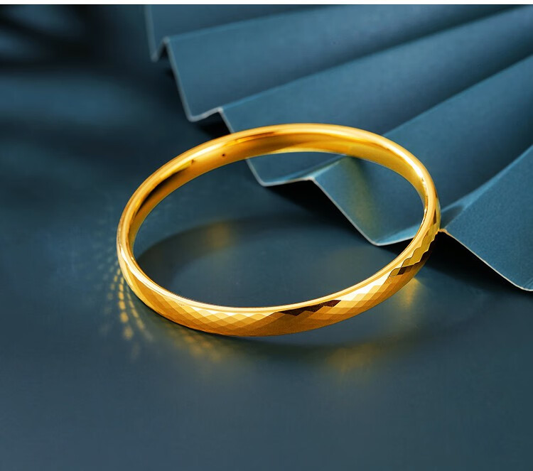 千叶珠宝黄金足金手镯摩登光影镯子菱形光面时尚简约首饰计价节日礼物