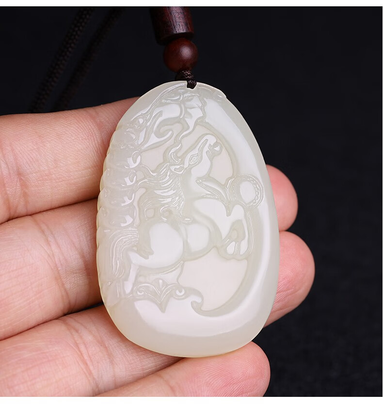 瑱瑜珠宝和田玉生肖马吊坠男女玉石马牌项链马上成功挂件玉坠玉佩牌