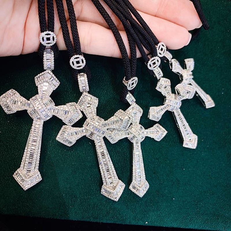 诗华珠宝18k金十字架钻石吊坠男士真钻梯方满钻奢华钻石项链高端定制