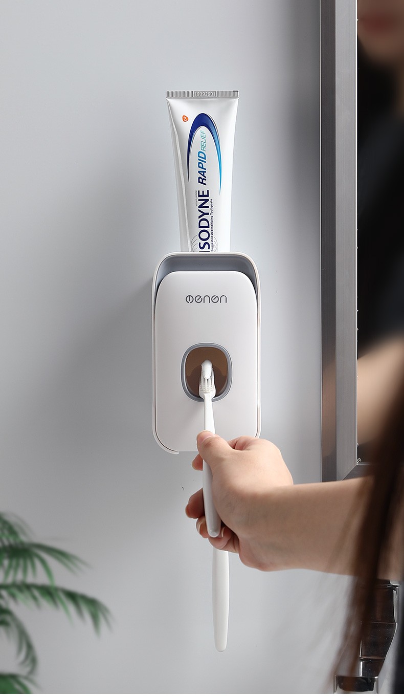 挤牙膏器全自动家用壁挂式家用牙膏器浴室牙刷置物架懒人挤牙膏神器