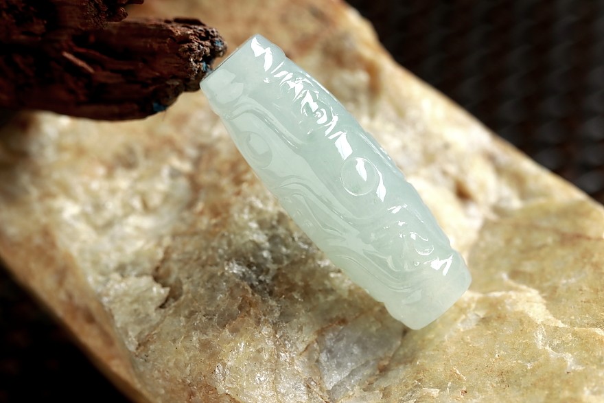 石之富珠宝缅甸天然翡翠a货冰糯种仿古天珠吊坠11.