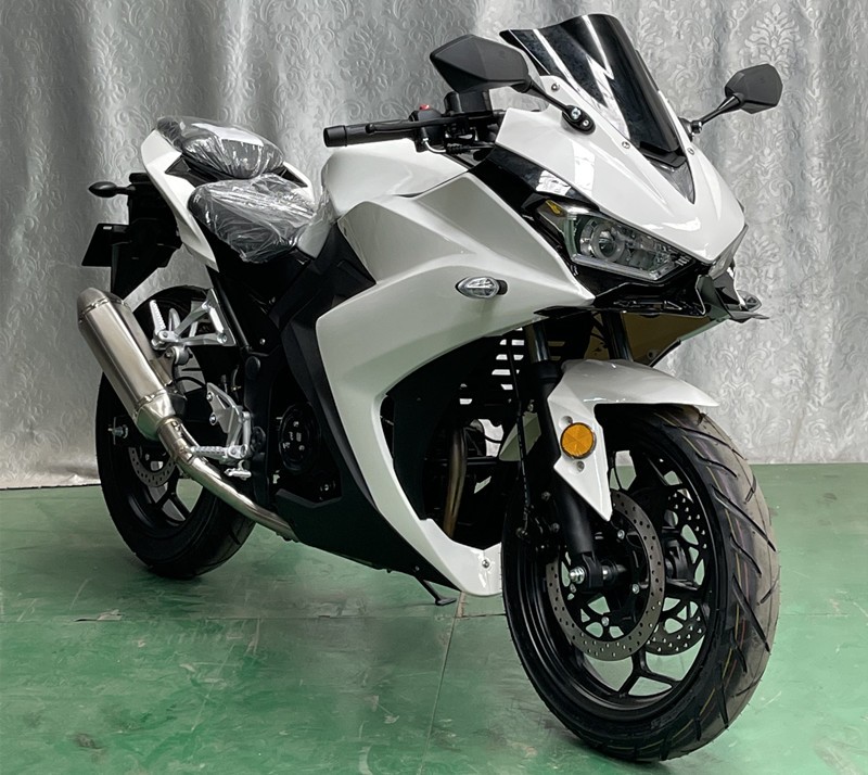 豪剑机车国四r3战神幻影摩托车跑车皮卡丘黑武士400双缸机车地平线