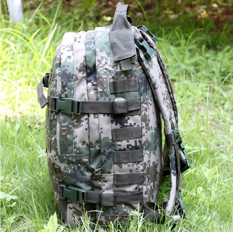 迷彩小背囊 攻击包 携行具战术背具工具背包 双肩包 军绿作训包(1000d