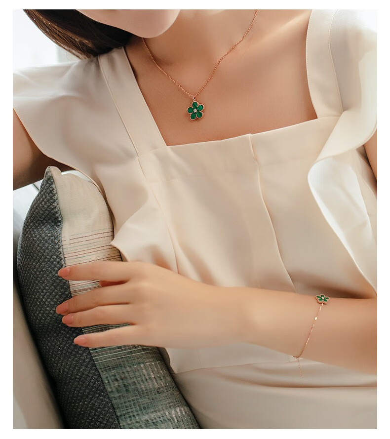 memora诗普琳勿忘我系列18k金钻石手链单花孔雀石贝壳玉髓手链kb22150