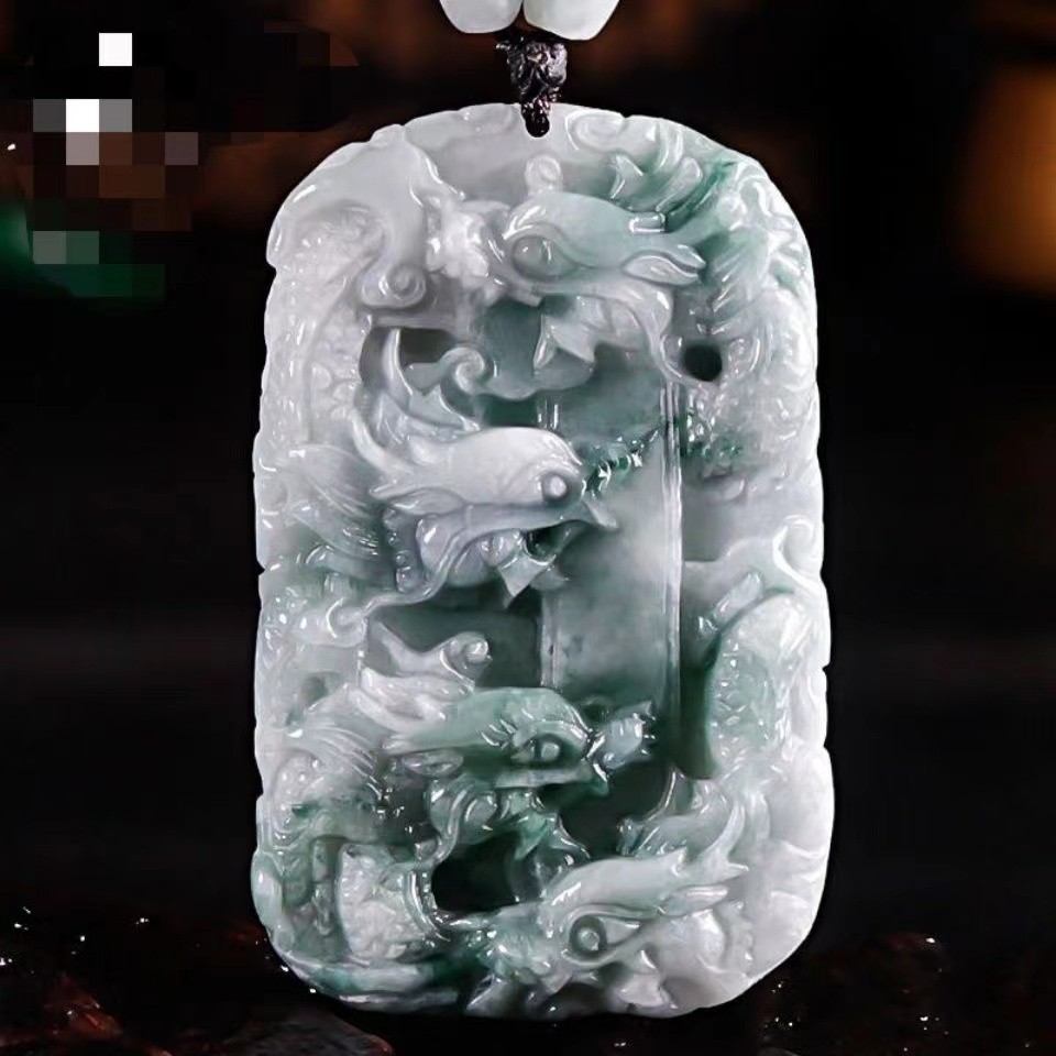 至翠斋翡翠挂件九龙护主翡翠玉龙牌吊坠龙王生肖玉玉石挂件男玉佩