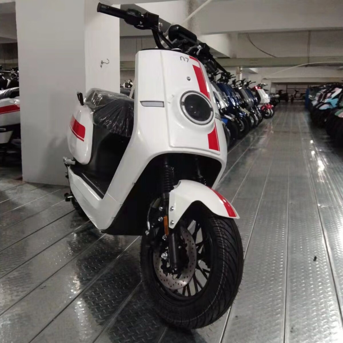 大牛n7电动摩托车高速电摩成人电动车双人男女情侣两轮女款女士 灰色