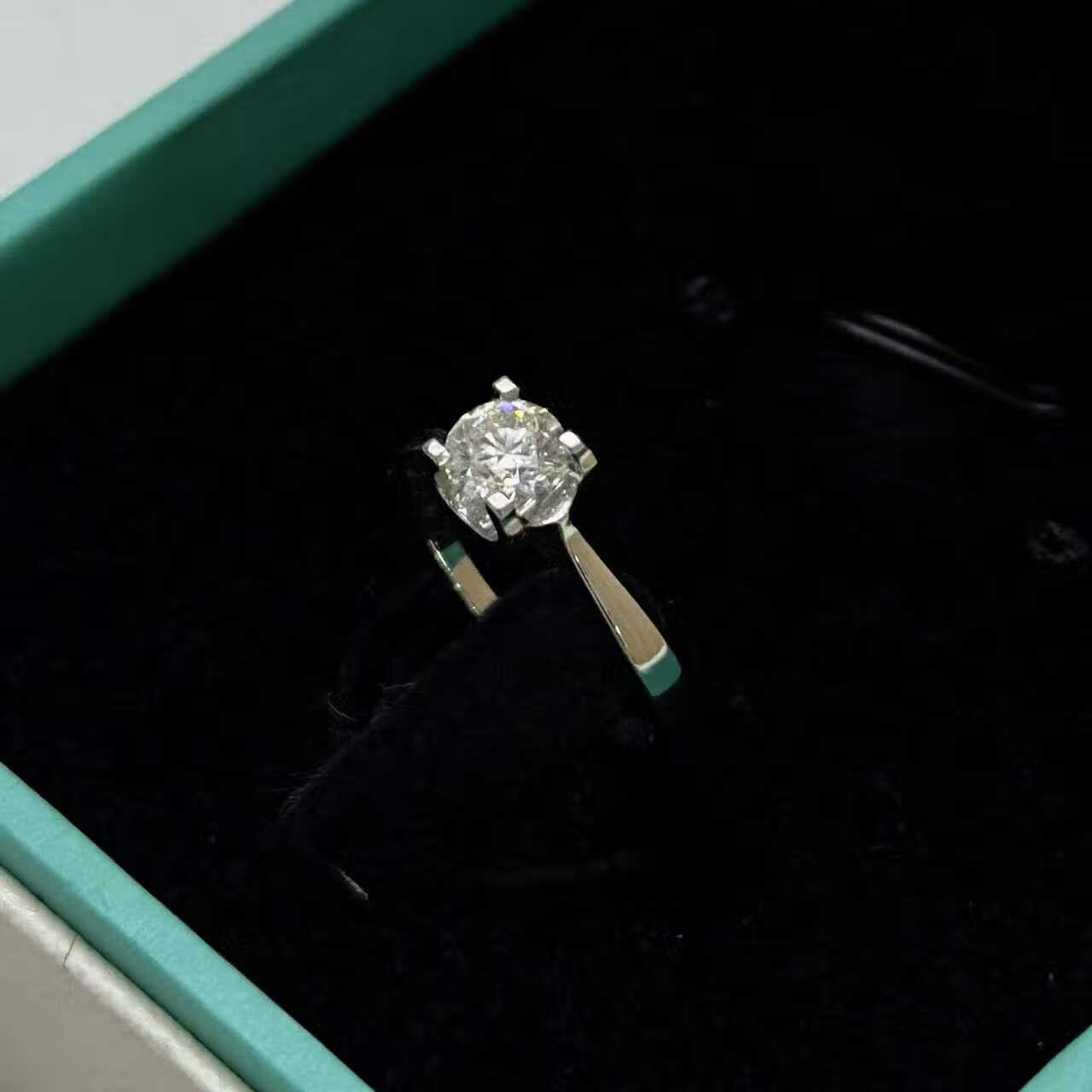 曼卡龙铂金61分钻戒(全套)/资产处置/ri20231105001