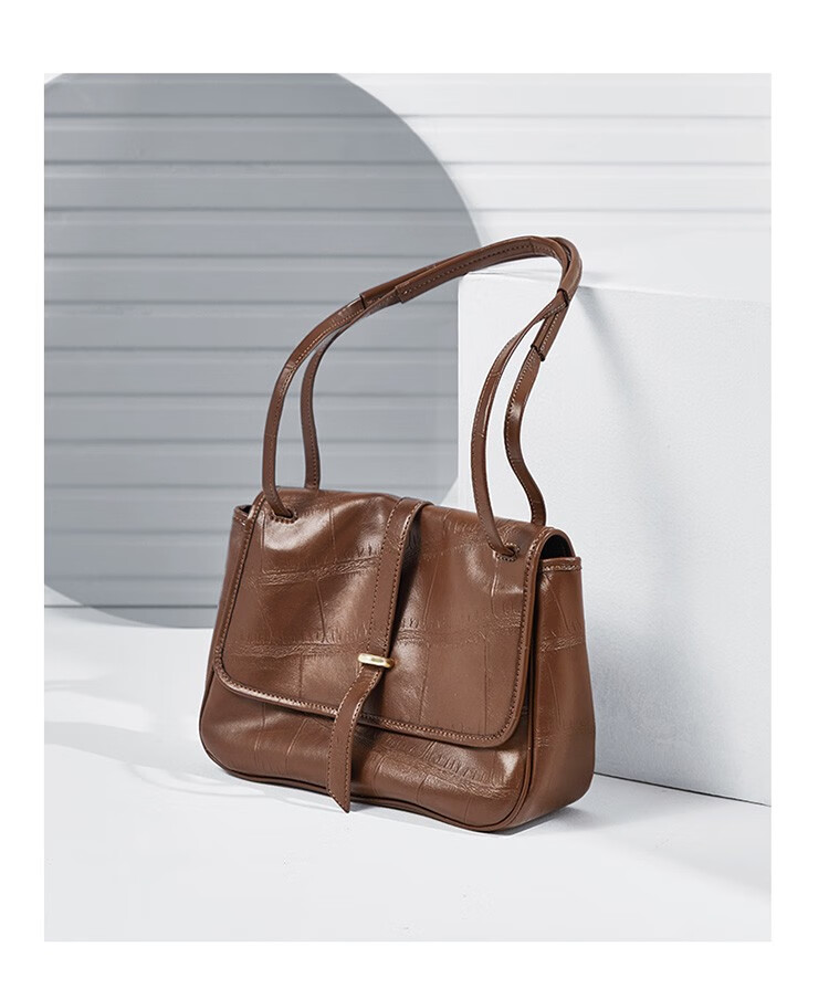 奥康包包女士新款高颜值牛皮邮差包大容量洋气百搭单肩包 棕色【图片