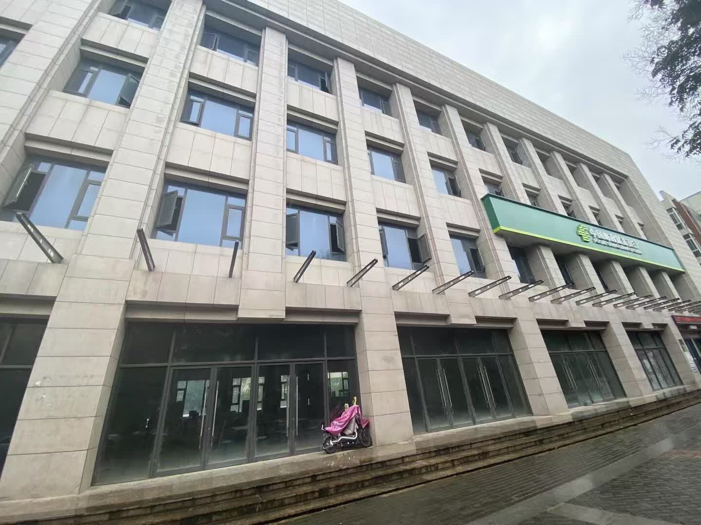 咸阳新建4层综合办公楼整体出租周边商业氛围浓郁