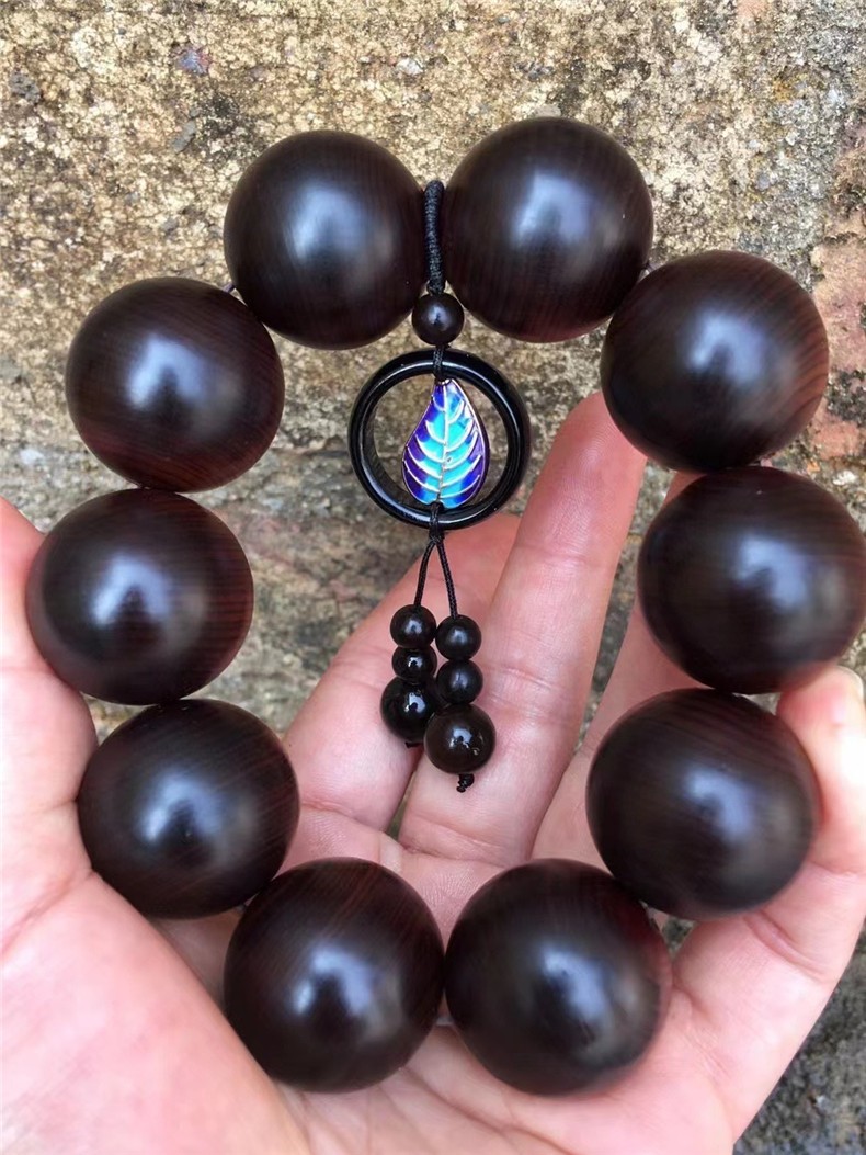 聚檀阁太行崖柏陈化骨料黑油料2.