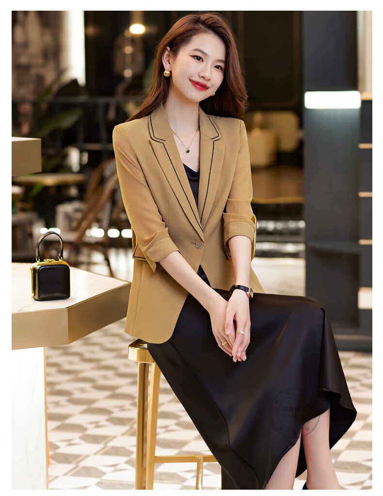 2384a9aae688bb03.jpg