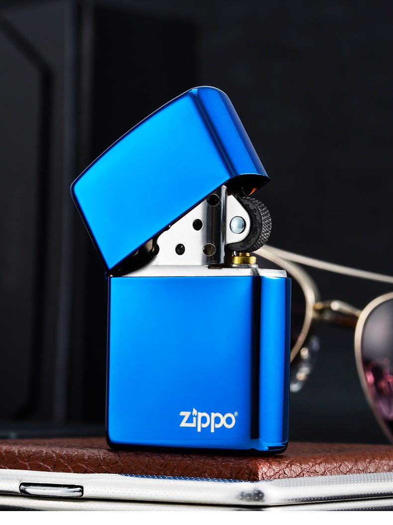 zippo蓝冰镜面打火机 之宝煤油防风男士商务火机套装 虚拟狂想【图片