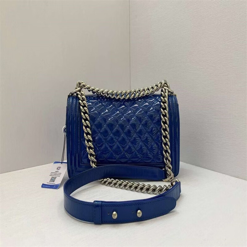 香奈儿 女包女士包包奢侈品 电光蓝漆皮 中号leboy单肩斜挎包 蓝色