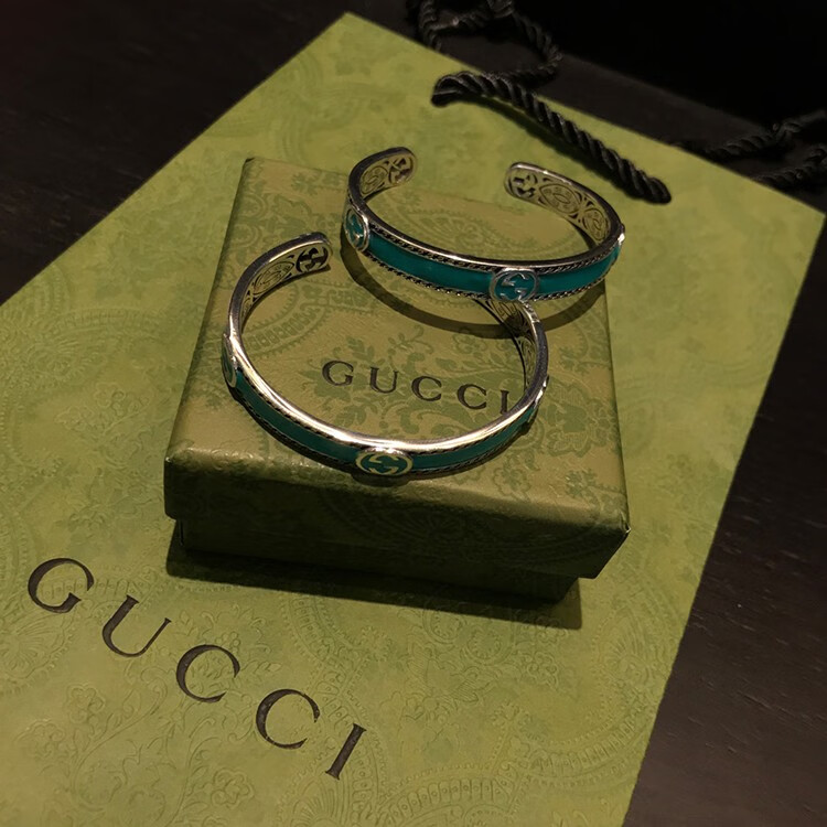 gucci 古驰 互扣式双g银手镯 男女同款休闲百搭首饰 送男友女友日常
