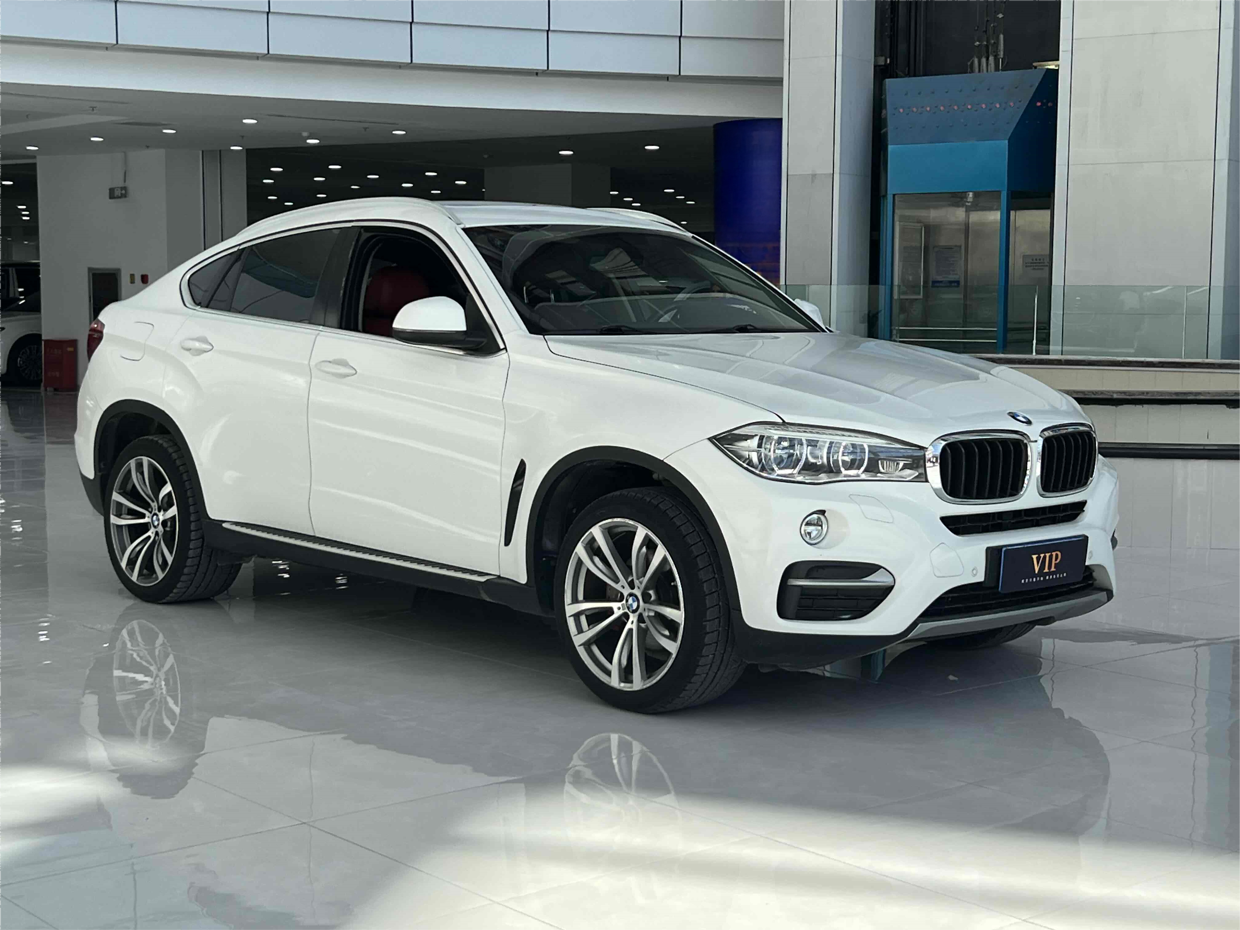 宝马 x6 (进口) 3.0t    汽油   小型越野客车  非营运