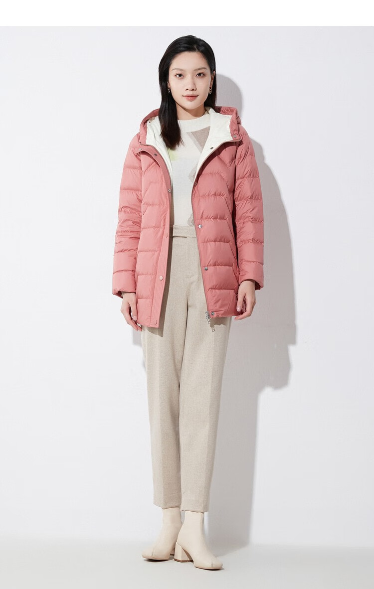 卡迪黛尔鸭绒轻盈连帽羽绒服女2022冬季新款小个子保暖中长款外套 淡