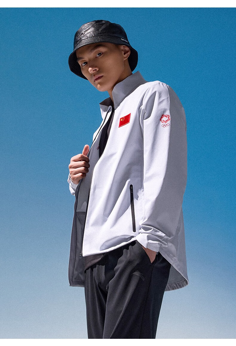 安踏(anta) 【安踏冠军全天候系列】冬奥特许商品国旗款男梭织外套