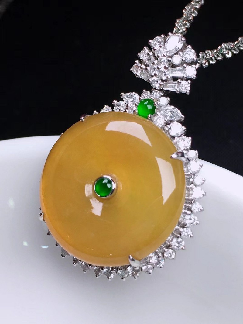 发源地 冰黄翡平安扣吊坠 18k金镶钻缅甸a货翡翠玉石珠宝首饰送女友