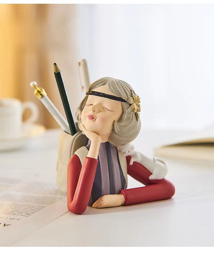 泡泡女孩清晰网红笔筒ins桌面化妆收纳卧室书房书桌可爱摆件节日礼物