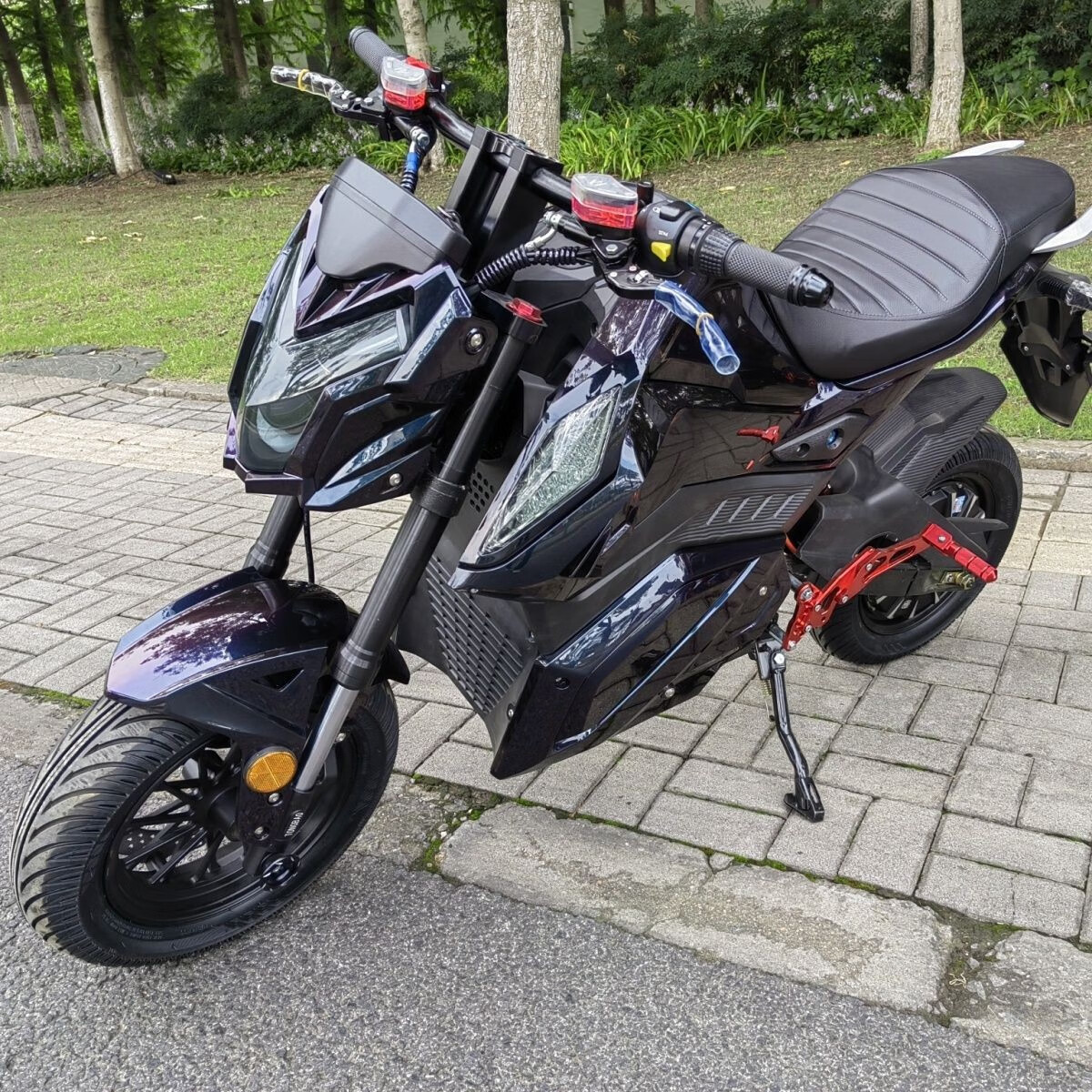 电动摩托车90码新款z6跑车爆改电摩m6成人电瓶车72v女街车96v锂电