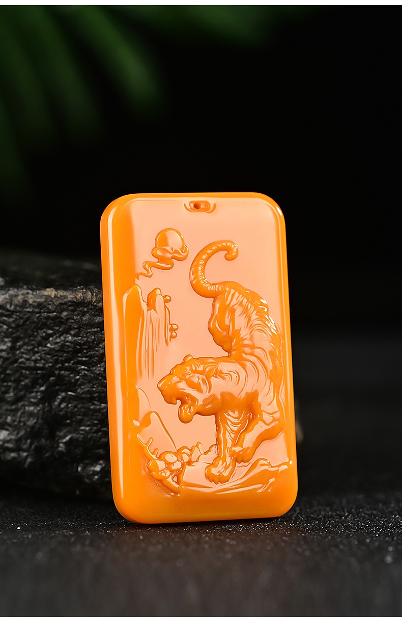 玉等我和田玉黄沁虎牌吊坠男女下山虎玉石玉坠玉佩属老虎本命年项链