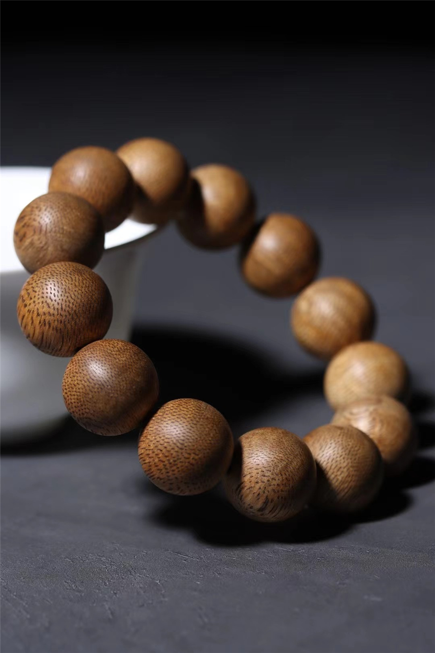 柬埔寨菩萨棋沉香老料1.