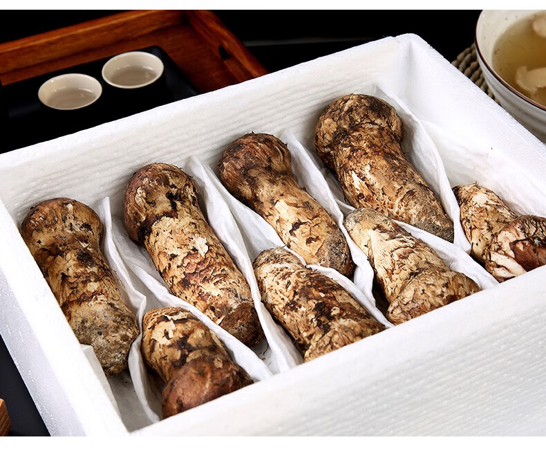 更多参数>>原产地:吉林净重:800g以上包装形式:礼盒装类别:松茸品种