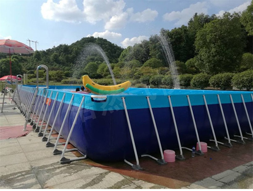 大型户外支架水池移动游泳池闯关水上乐园工地蓄水池游乐设备厂家 康