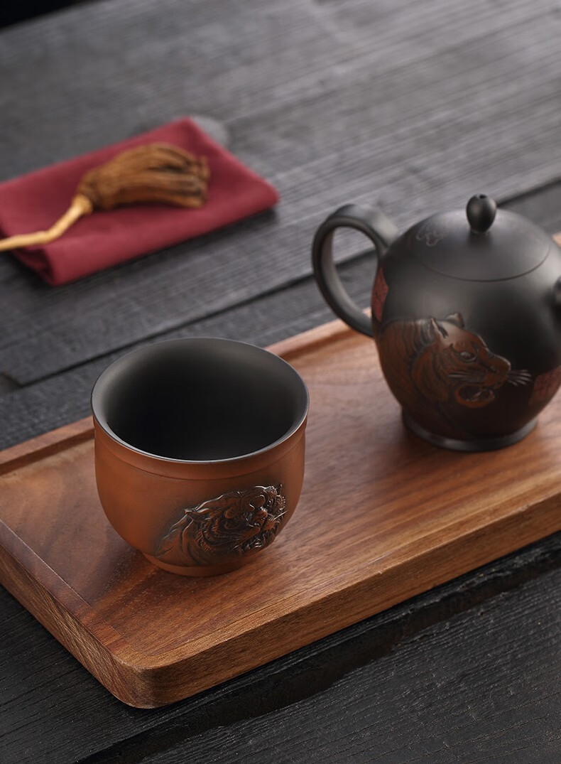 云南建水紫陶茶杯功夫茶具家用主人杯个人专用纯手工高档堆雕老虎 子