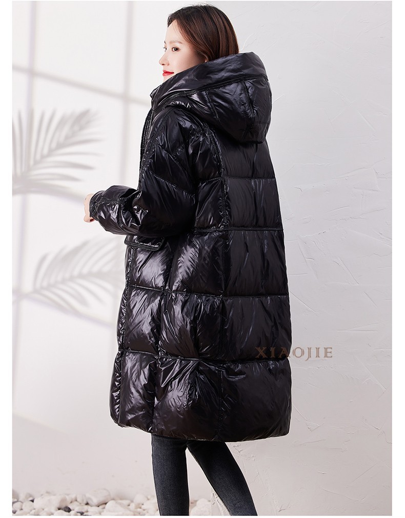 筱界品牌女装2021年新款黑色亮面羽绒服女中长款冬季宽松今年流行潮