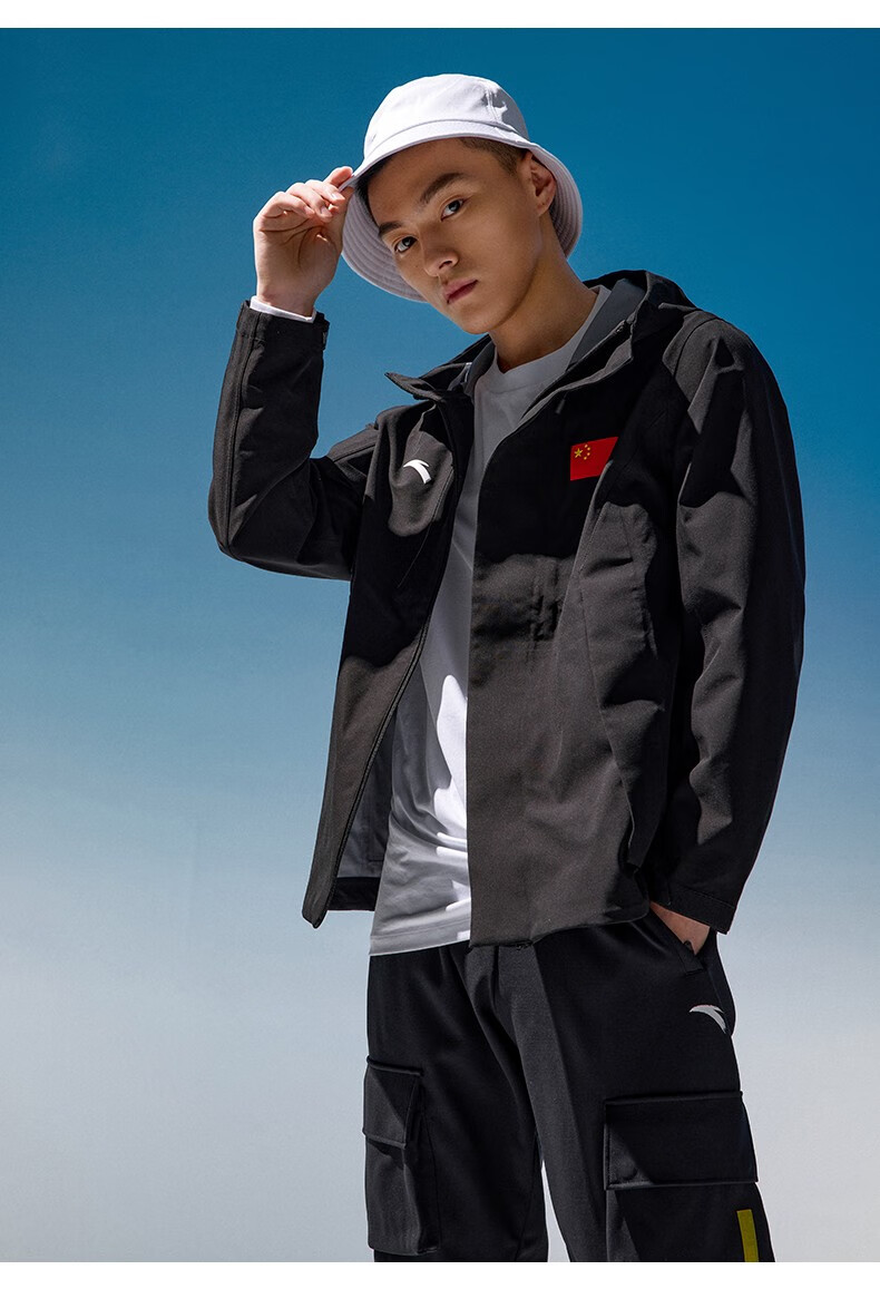 安踏(anta) 【安踏冠军全天候系列】冬奥特许商品国旗款男梭织外套