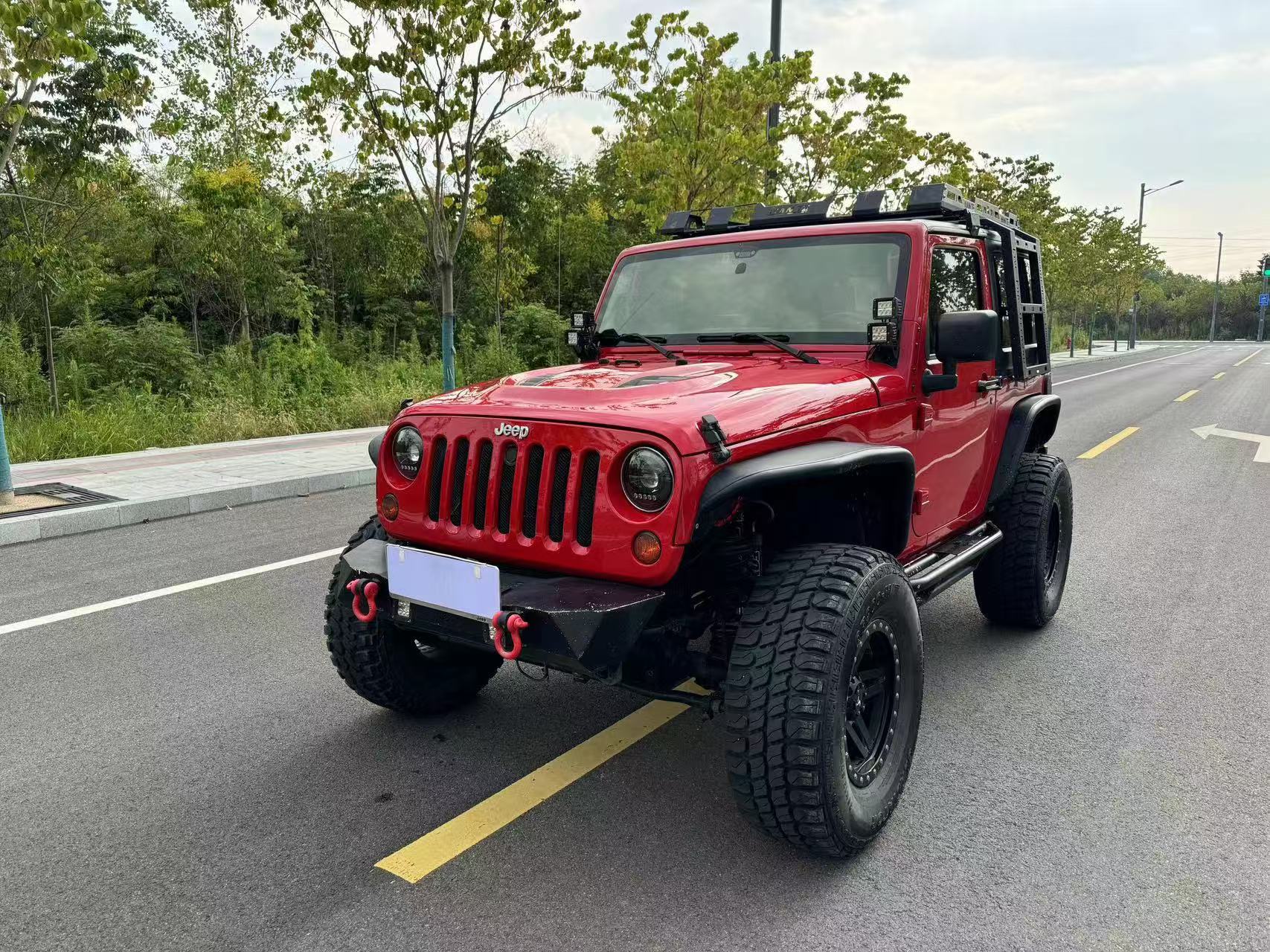 jeep 牧马人(进口) 3.6  小型越野客车  4座  非营运  汽油