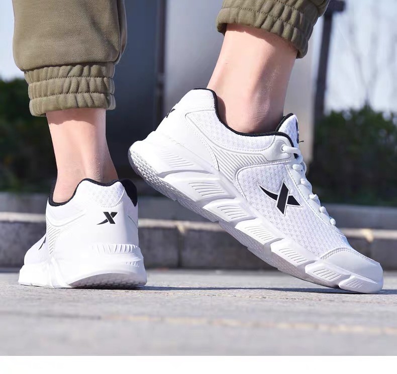 特步男鞋2021春冬夏季新款刀锋网面透气舒适跑步鞋子男士轻便运动休闲