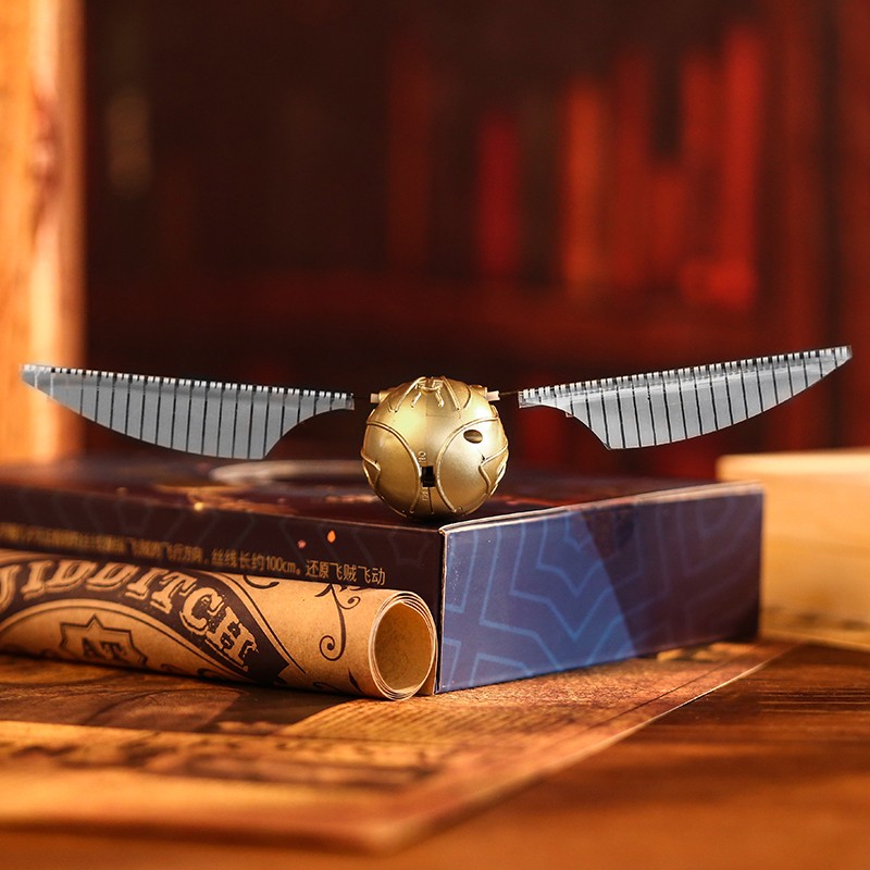 旗舰自营哈利波特周边金色飞贼可动摆件线控会飞的魁地奇道具木盒礼盒