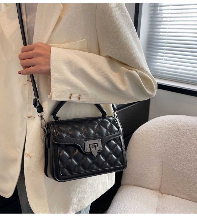 modo巴黎夜宴高级质感包包女2022新款潮包包ins小众斜挎包时尚百搭